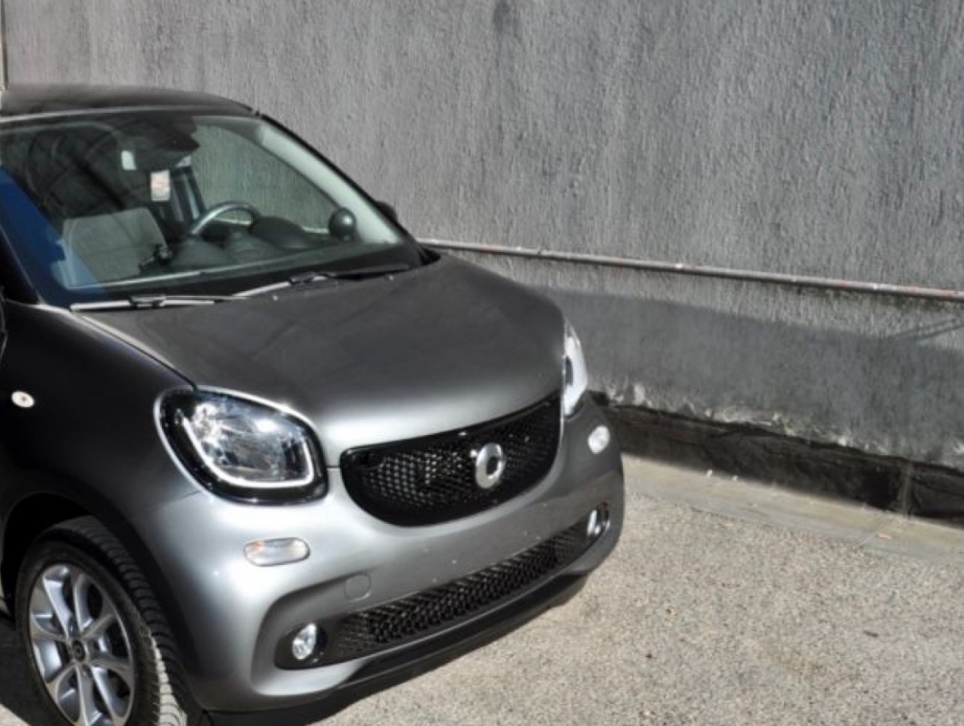 SMART FORFOUR PASSION GRIGIO/NERO